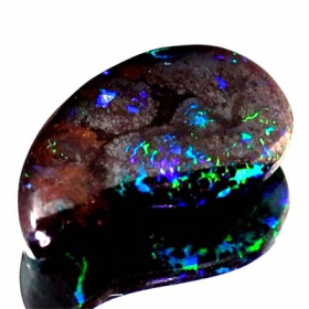 Boulder Opal mit 4.12 Ct