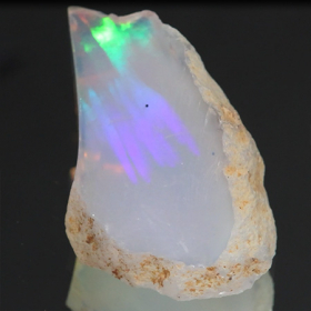 Opalkristall mit 19.78 Ct