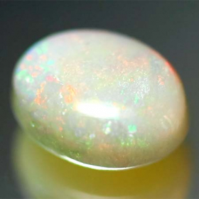Opal mit 2.07 Ct