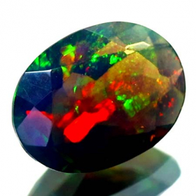 Schwarzer Opal mit 2.14 Ct - facettiert, AAA Qualität