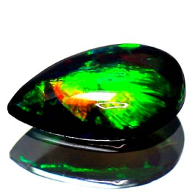 Schwarzer Opal mit 2.15 Ct, AAA Grade