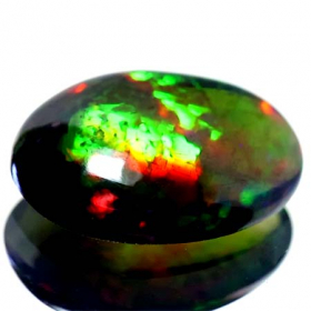 Opal mit 2.32 Ct, AAA Grade