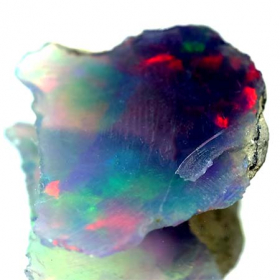 Opalkristall mit 2.66 Ct, AAA Grade