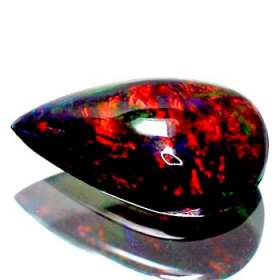 Schwarzer Opal mit 2.81 Ct, AAA Grade