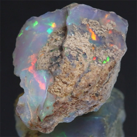 Opalkristall mit 21.70 Ct