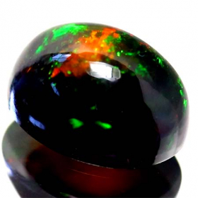 Opal mit 3.54 Ct, AAA Grade