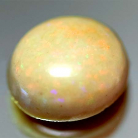 Opal mit 4.57 Ct