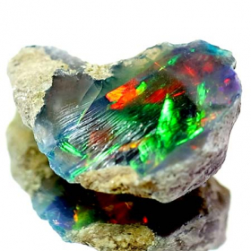 Opalkristall mit 7.53 Ct, AAA Grade