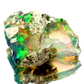 Opalkristall mit 8.35 Ct, AAA Grade