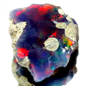 Opalkristall mit 9.17 Ct, AAA Grade