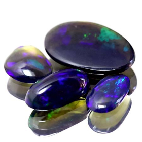 4 Schwarze Opale mit 2.70 Ct