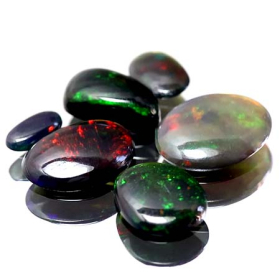 6 Schwarze Opale mit 3.55 Ct
