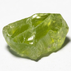 Peridot Kristall mit 4.53 Ct