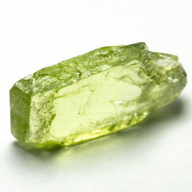 Peridot Kristall mit 4.90 Ct
