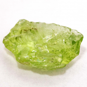 Peridot Kristall mit 6.55 Ct