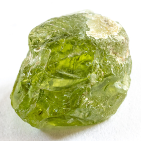 Peridot Kristall mit 6.70 Ct