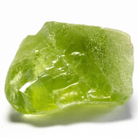 Peridot Kristall mit 7.27 Ct