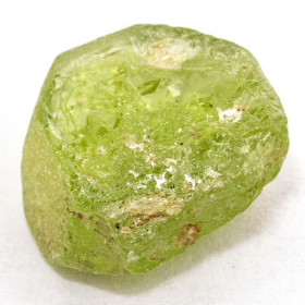 Peridot Kristall mit 8.38 Ct
