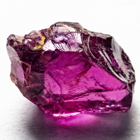 Rhodolit Kristall mit 4.80 Ct