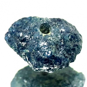 Blauer Rohdiamant 2.28 Ct, gebohrt