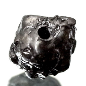 Schwarzer  Rohdiamant 2.65 Ct, gebohrt