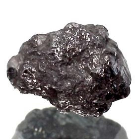 Schwarzer Rohdiamant mit 4.15 Ct