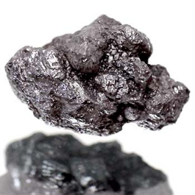 Schwarzer Rohdiamant mit 8.83 Ct
