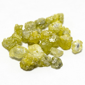 22 Gelbe Rohdiamanten 1.74 Ct, gebohrt