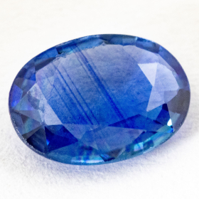 Bicolor Saphir mit 0.67 Ct