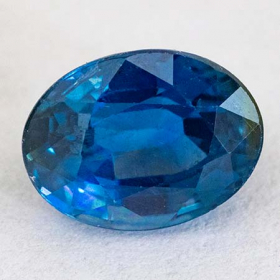 Blauer Saphir mit 1.85 Ct