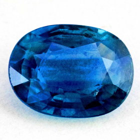 Blauer Saphir mit 1.38 Ct