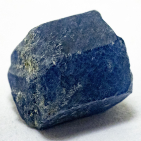 Saphir Kristall mit 11.44 Ct