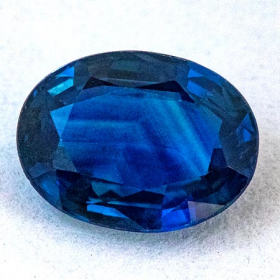 Blauer Saphir mit 1.46 Ct