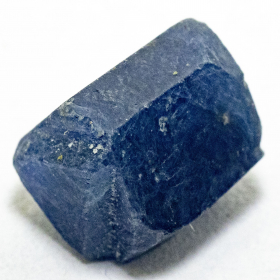 Saphir Kristall mit 8.88 Ct