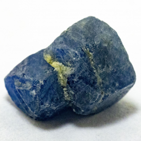 Saphir Kristall mit 9.53 Ct
