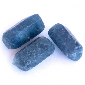Saphir Kristalle mit 14.27 Ct