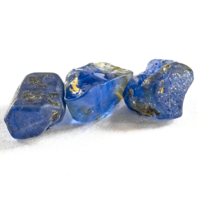 Saphir Kristalle mit 1.33 Ct, Schleifqualität