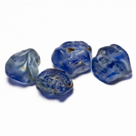 Saphir Kristalle mit 1.41 Ct, Schleifqualität