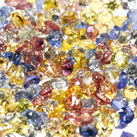 1 Ct Saphire im Brillantschliff, 2.5 mm