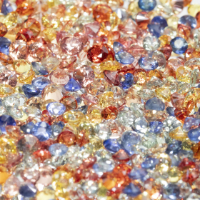 1 Ct Saphire im Brillantschliff, 2 mm