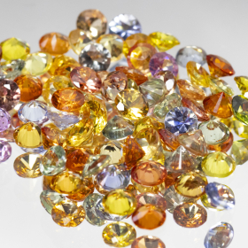 1 Ct Saphire im Brillantschliff, 3 mm
