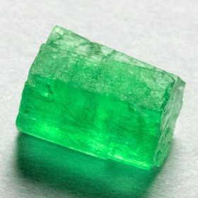 Kolumbianischer Smaragd-Kristall mit 1.38 Ct, transparent - Smaragd Ct