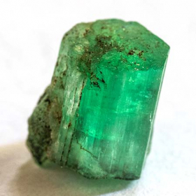 Smaragd-Kristall mit 3.30 Ct