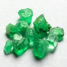 10 kolumbianische Smaragd-Kristalle mit 1.03 Ct, transparent - Smaragd Ct