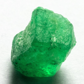 Kolumbianischer Smaragd-Kristall mit 1.06 Ct, transparent - Smaragd Ct