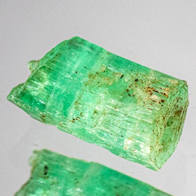 Smaragd-Kristall mit 2.04 Ct
