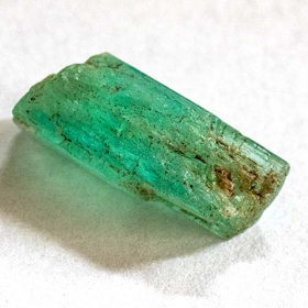 Smaragd-Kristall mit 2.10 Ct