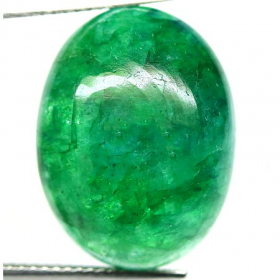 Smaragd 6 x 4 mm im Cabochonschliff