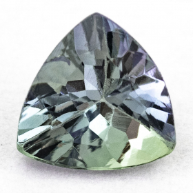 Bicolor Tansanit mit 0.63 Ct, unbehandelt