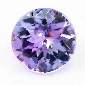 Pinkvioletter Tansanit mit 0.68 Ct